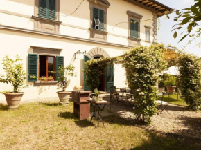 Hotels in La Romola